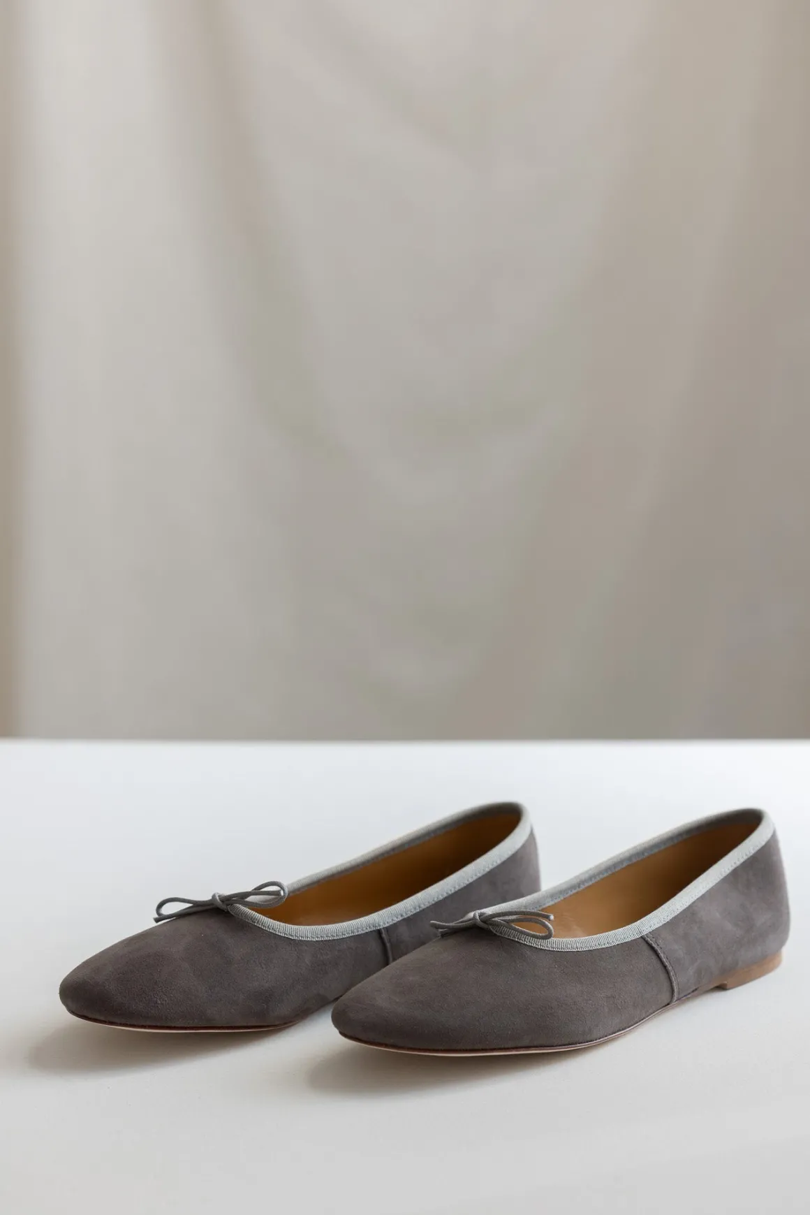 Ballerina - Volcano Suede Greige Sacardon