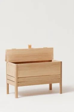 Benk - A Line Storage Bench 68 Hvitoljet Eik