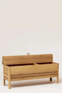 Benk - A Line Storage Bench 111 Eik