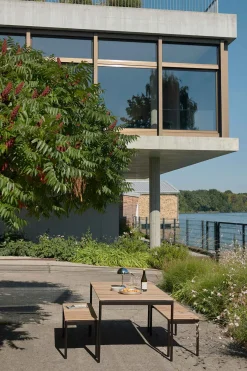 Benk - Ville AV27 40x110 Warm Black