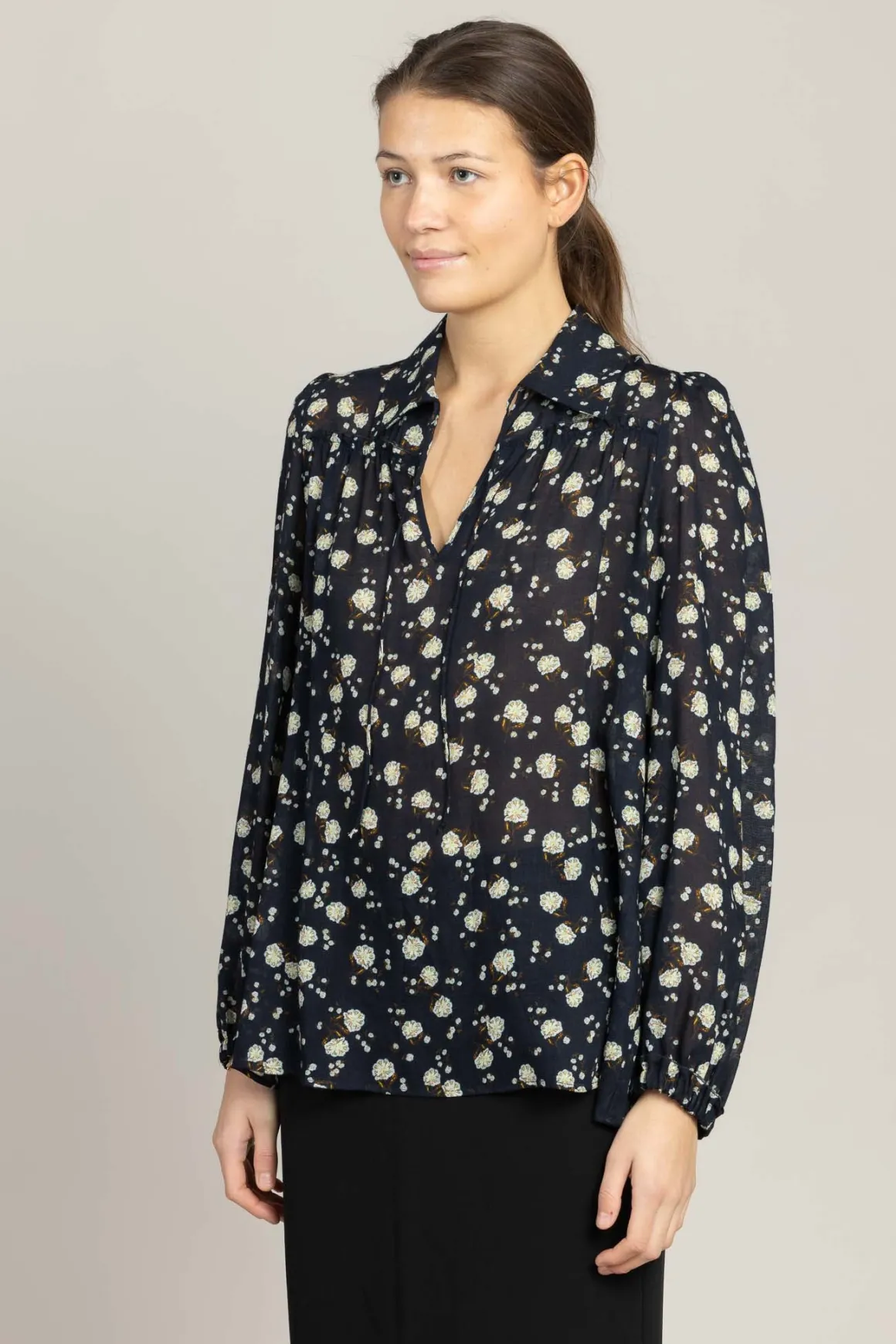 Bluse - Floral Volumes Blue/White Flower Garden