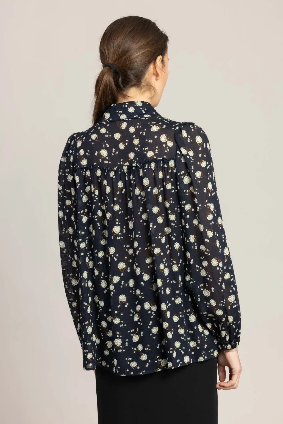 Bluse - Floral Volumes Blue/White Flower Garden