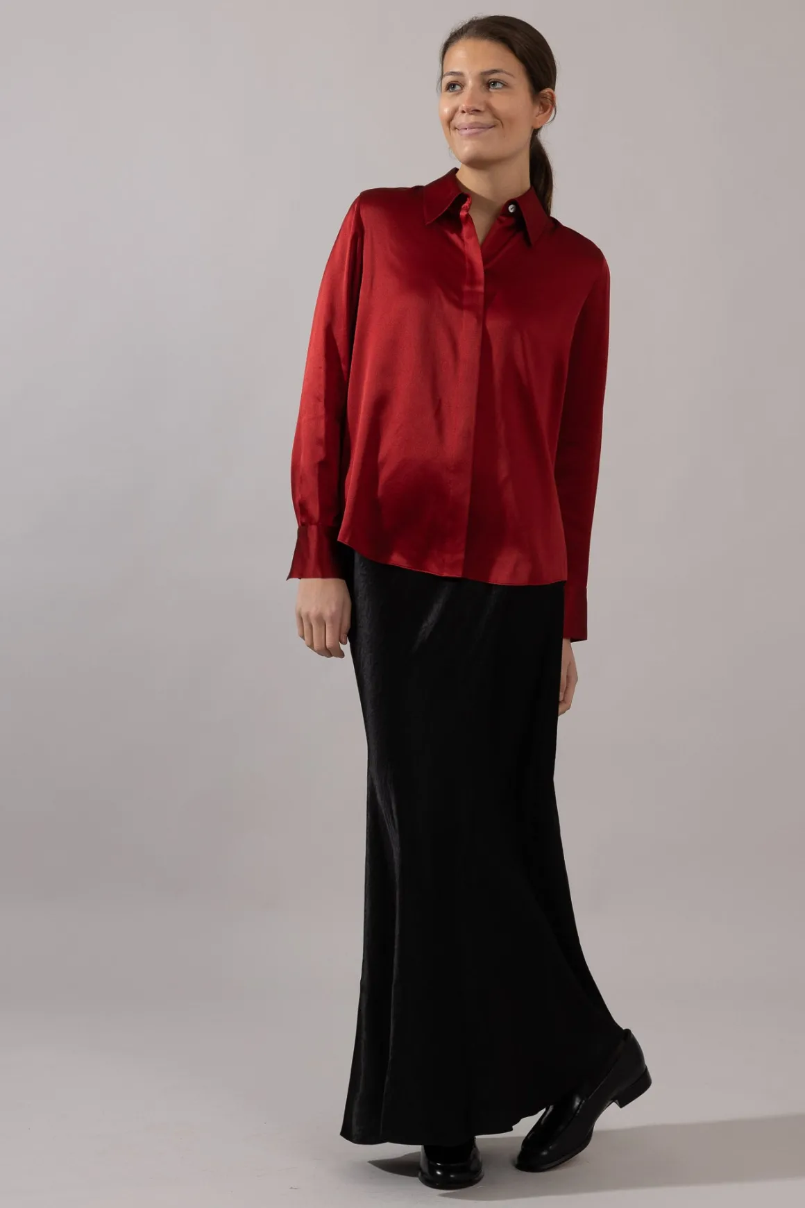 Bluse - Slim Fit Satin Ruby Ink