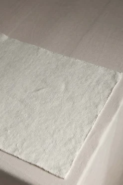 Bordbrikke - Rue 33x46cm Hvit