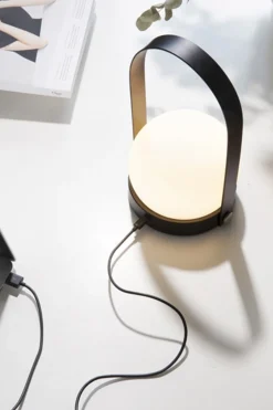 Bordlampe - Carrie Portable LED Black