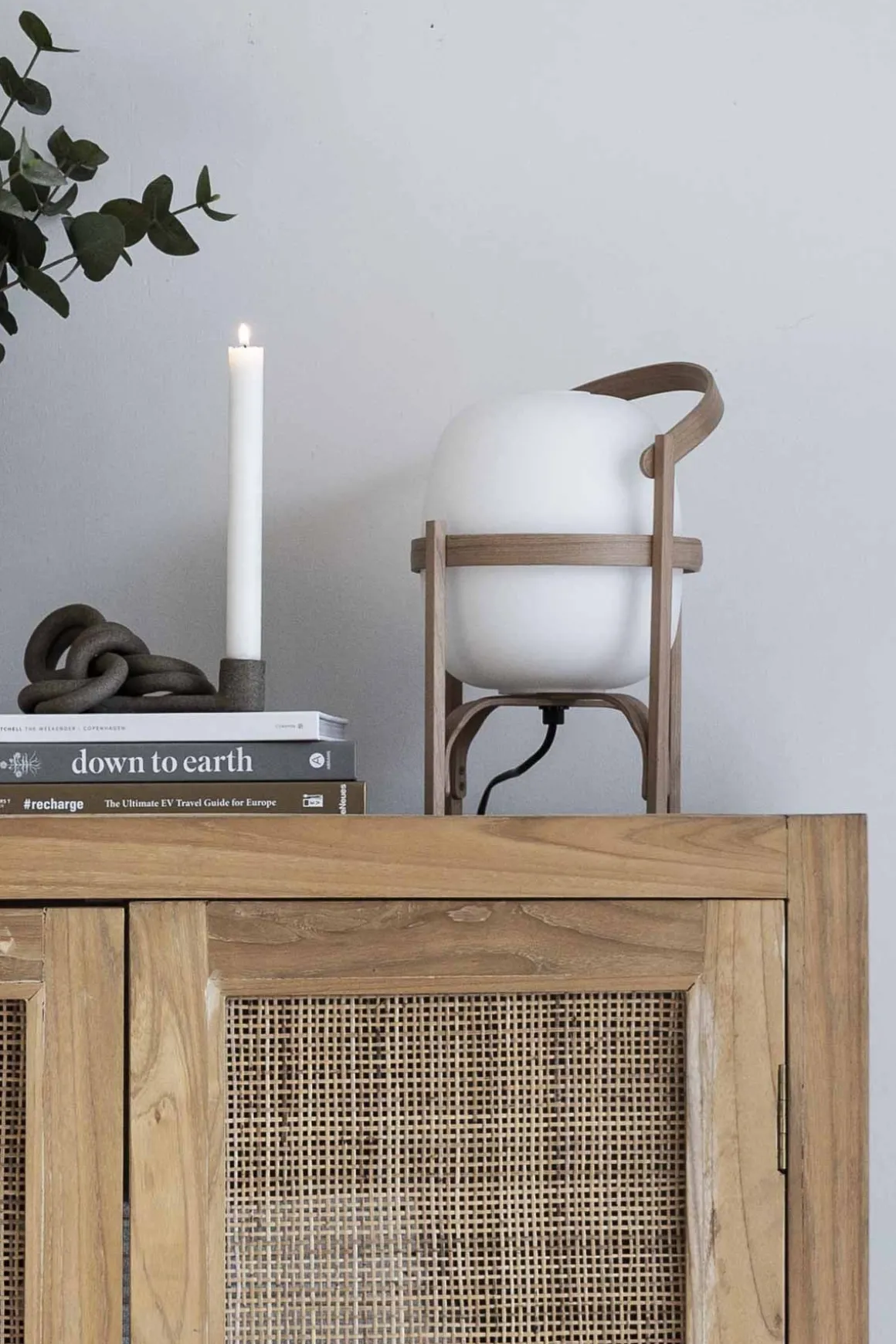 Bordlampe - Cestita Cherry Wood Opalhvitt Glass