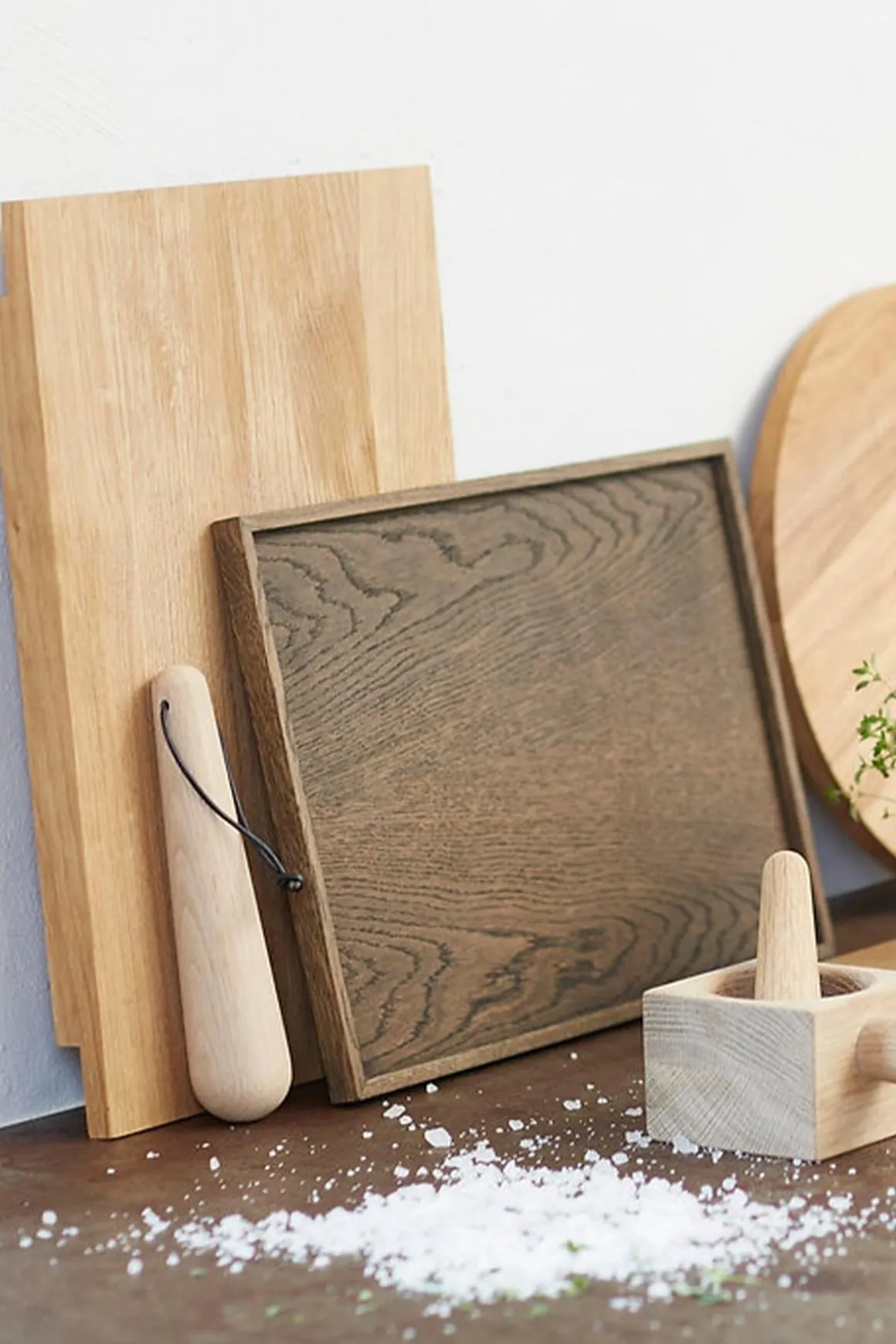 Brett - Tray Square 325 Dark Oak