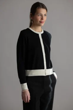 Cardigan - Classic Merino Cardigan Black Cream