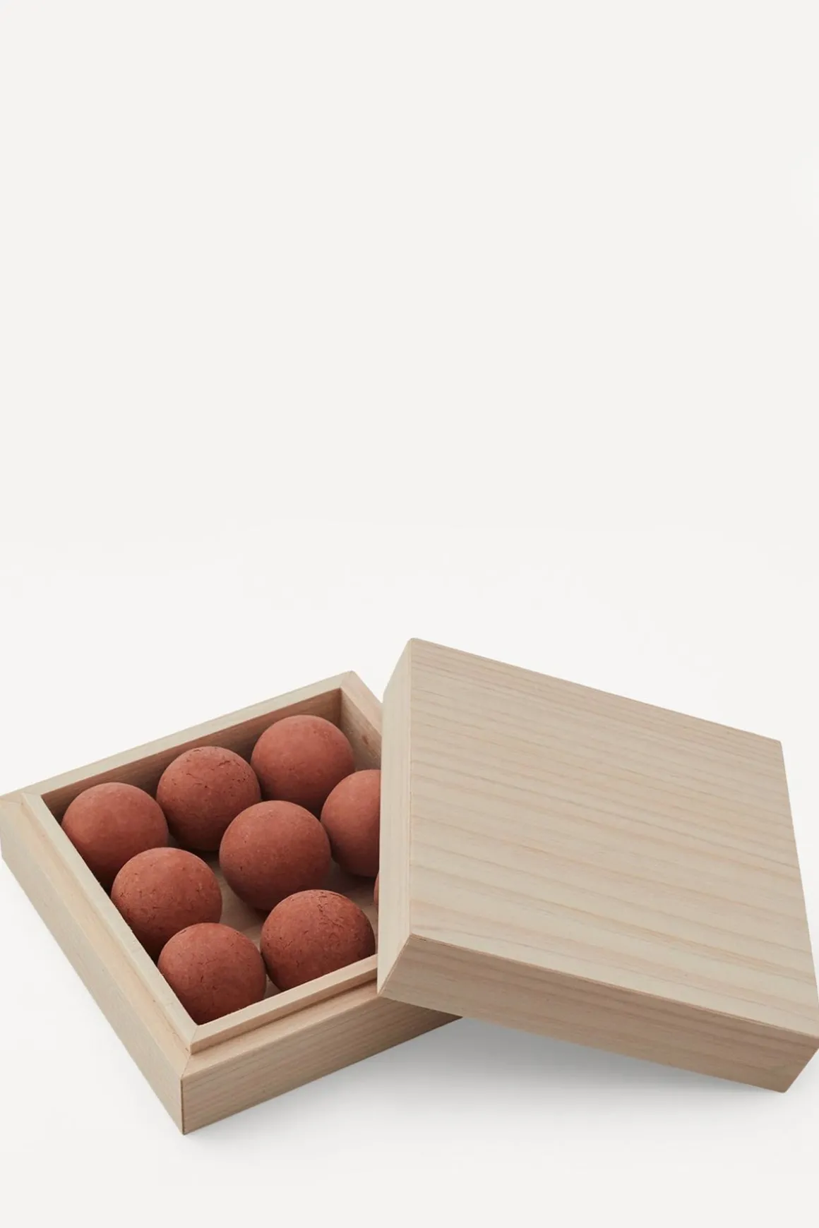 Duftkuler - From Soil To Form Beratan