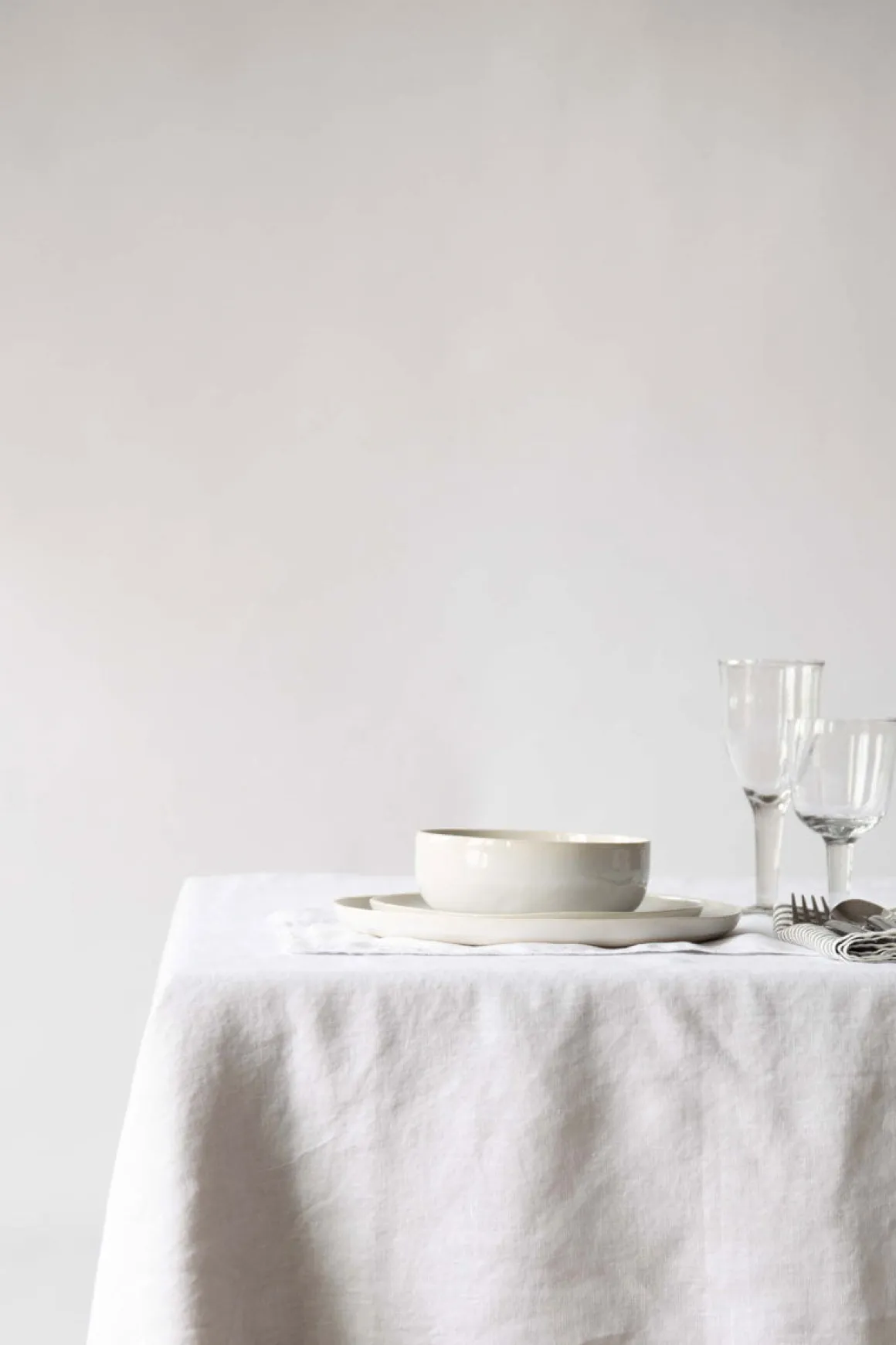 Duk - Bleached White