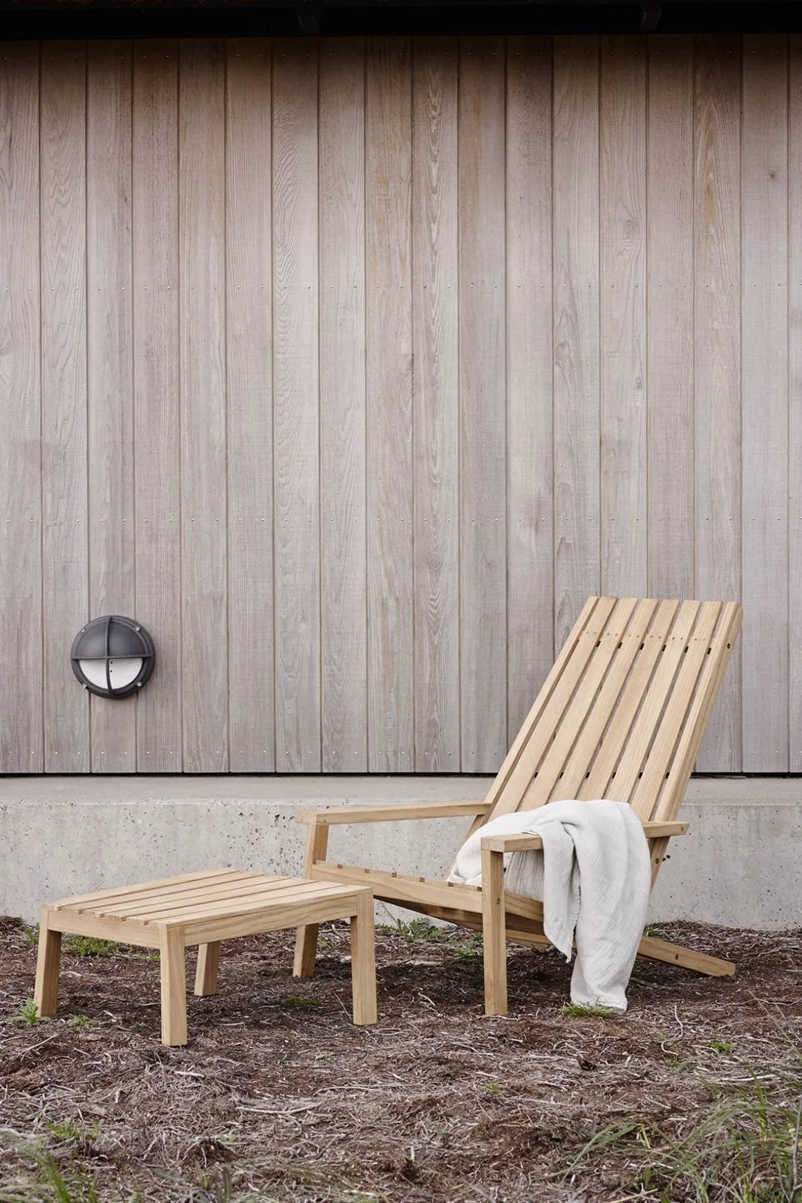 Fotskammel - Between Lines Teak