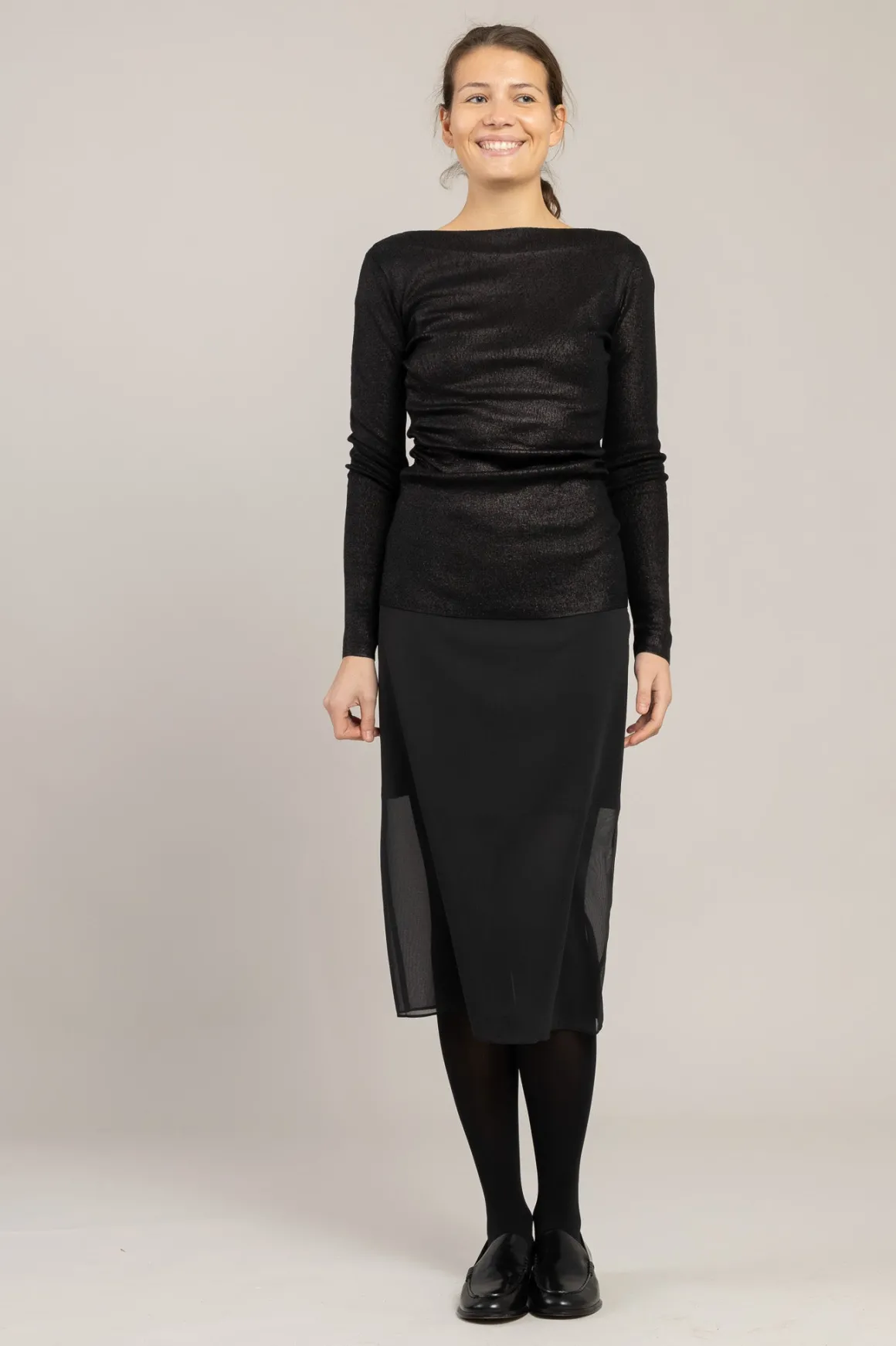 Genser - Shimmering Merino Black