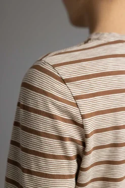 Genser - Stripe Crew Neck Tee Ecru/Partridge