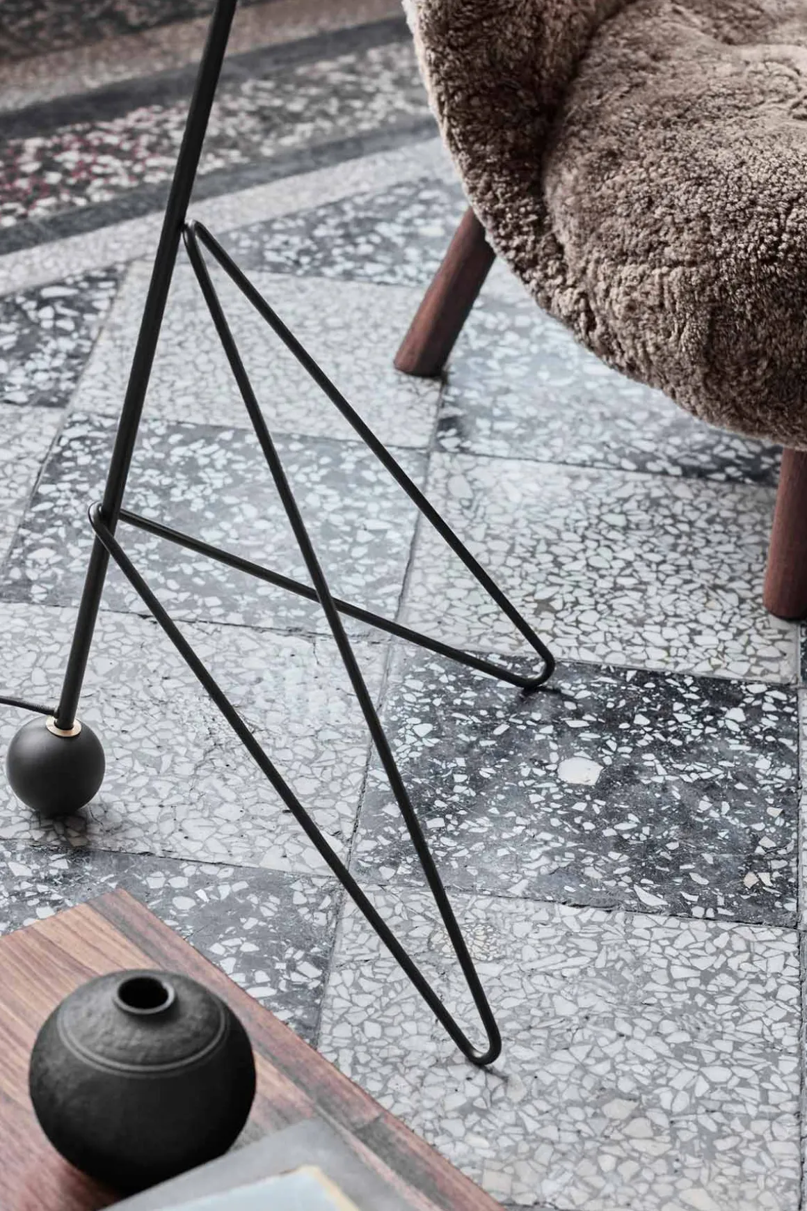 Gulvlampe - Tripod HM8 Black