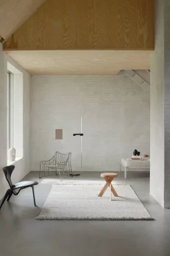 Gulvteppe - Peaceful Parity White