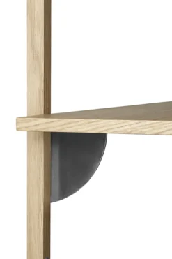 Hylle - Sector Triple Wide Natural Oak/Black Brass