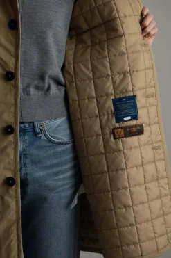 Jakke - FCQ Button Chantry