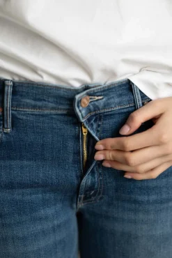 Jeans - Mid Rise Maven Sneak Over The Top