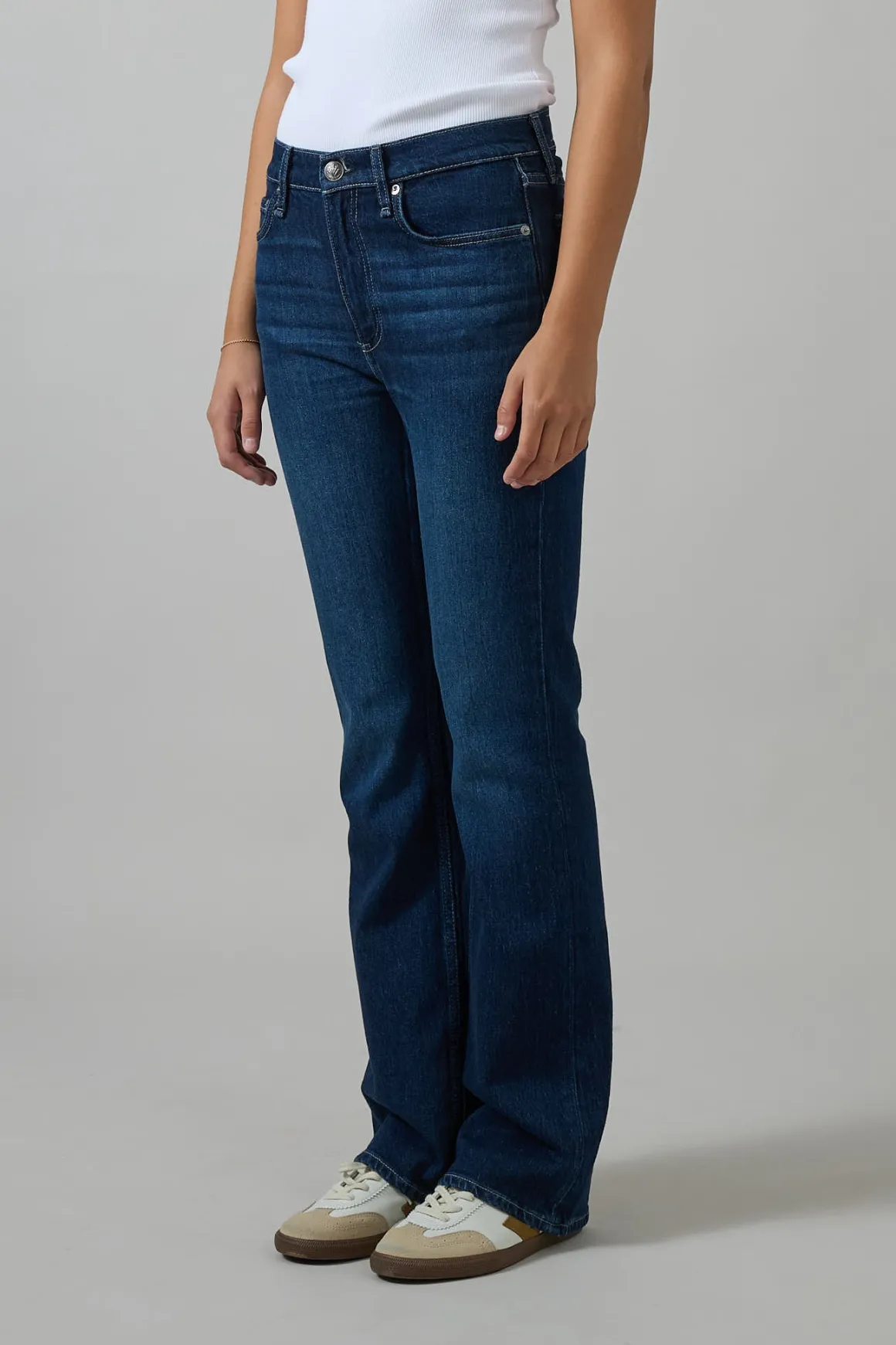 Jeans - Peyton Mid-Rise Bootcut Branson