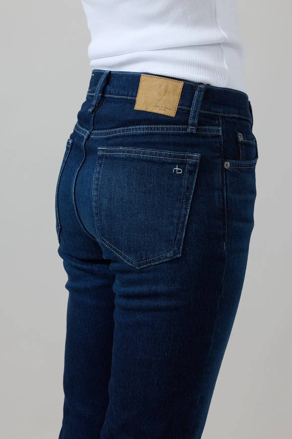 Jeans - Peyton Mid-Rise Bootcut Branson