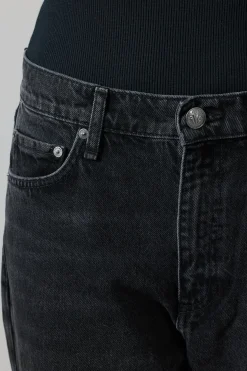 Jeans - Shea High-Rise Straight Black Stained