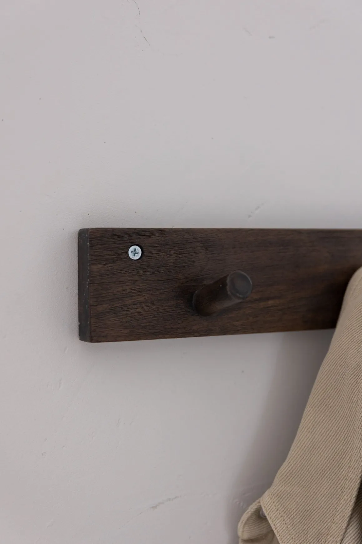 Knaggrekke - 6 knagger 80cm Brun/Sort