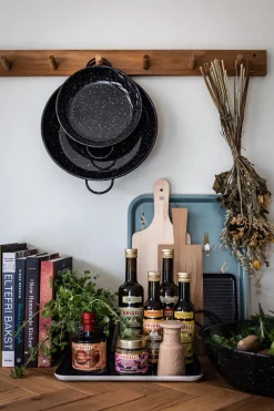 Knaggrekke - 6 knagger 80cm Teak