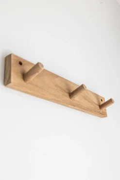 Knaggrekke - 3 knagger Teak