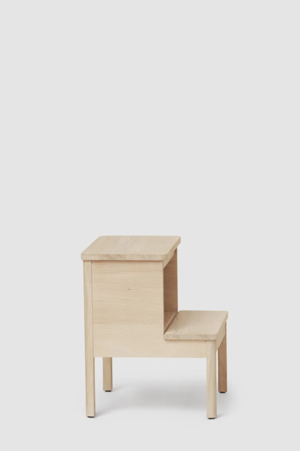 Krakk - A Line Step Stool Hvitoljet Eik