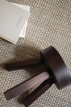 Krakk - AML Stool dia30,5xh31 Dark Pine