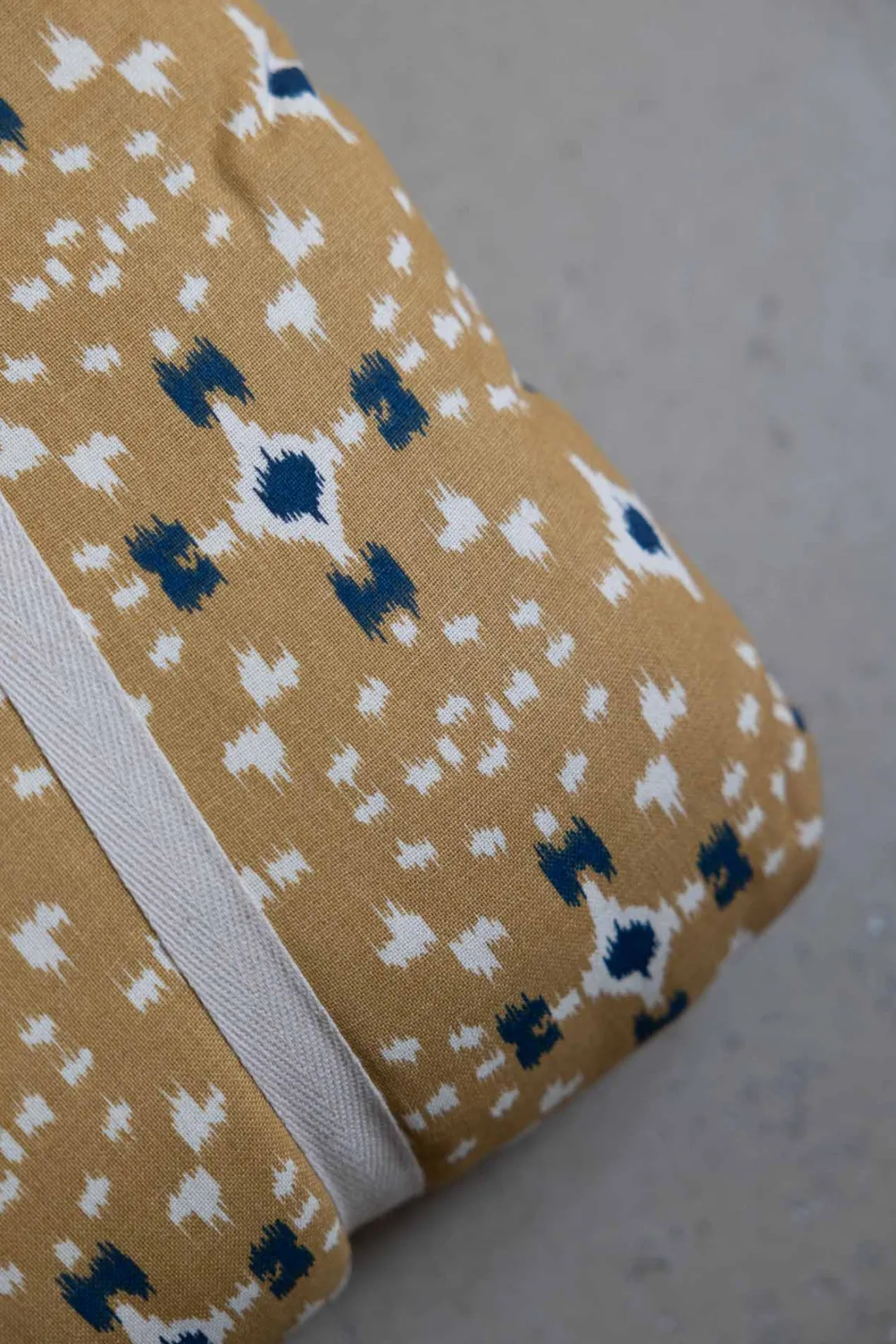 Madrass - 60x100cm Mustard/Off-White/Dark Blue