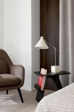 Magasinbord - Risom model 6500 Sort Lakk