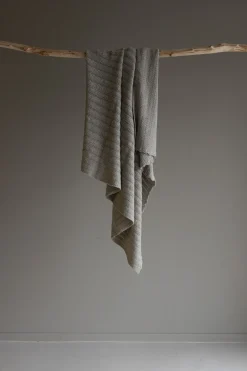 Pledd - Hollie Classic 130x160cm Pure Bliss