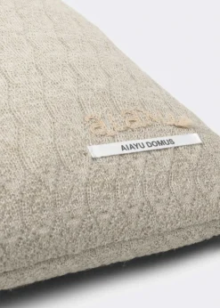 Pute - Raul Classic 50x50cm Wheat