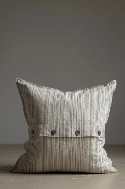 Putetrekk - Rows 50x50cm Delfino