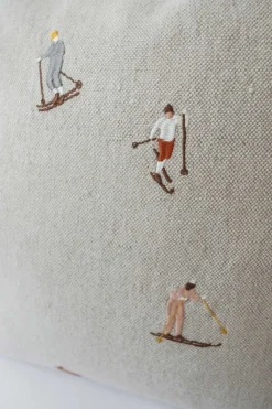 Putetrekk - Skiers Embroidered 48x48cm