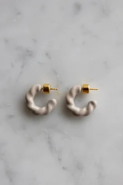 Øreringer - La Grande Bellezza Hoops 20mm Beige