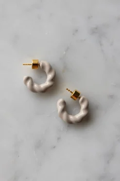 Øreringer - La Grande Bellezza Hoops 20mm Beige