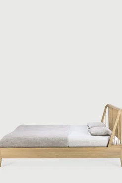Seng - Spindle Bed 180x200cm Oak