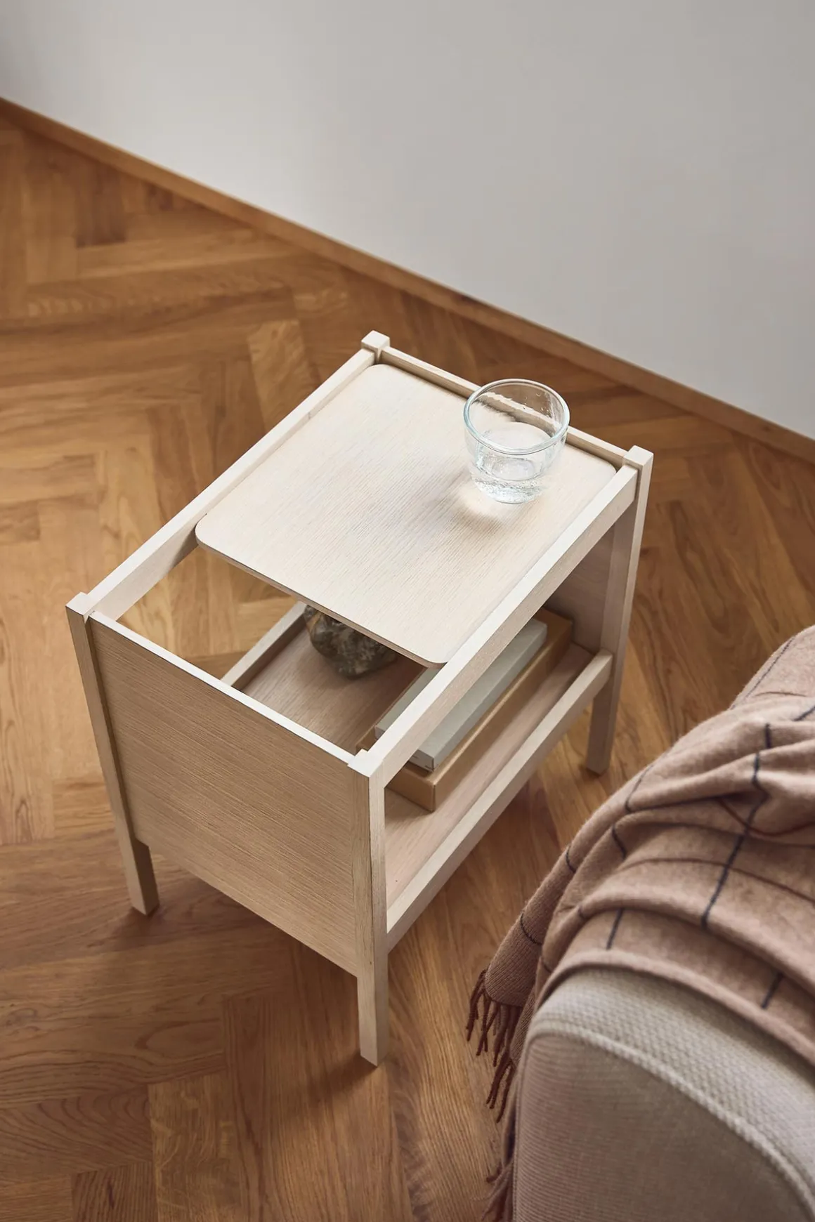 Sidebord - Journal Side Table Hvitoljet Eik