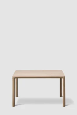 Sidebord - Piloti Modell 6725 63x63xh41cm Såpet Eik