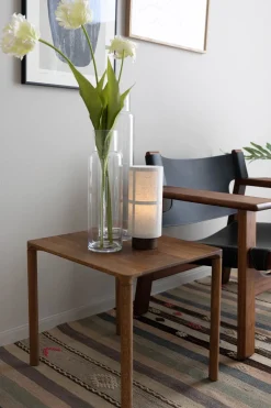 Sidebord - Piloti Modell 6705 46,5x39xh35 Røkt Eik