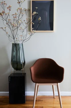 Sidebord - Plinth Tall 30x30xh51cm Black Marble