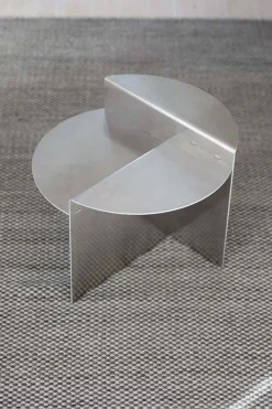 Sidebord - Rivet Side Table