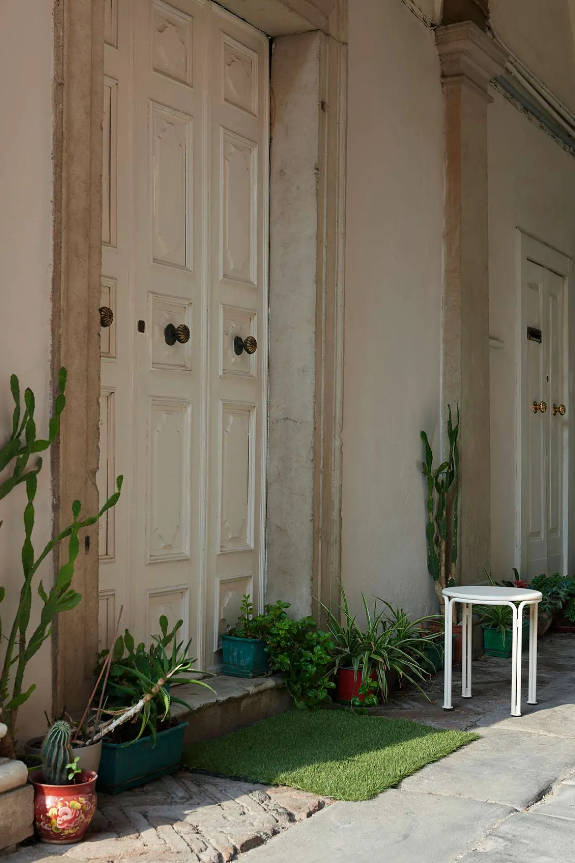 Sidebord - Thorvald Side Table, dia40 SC102 Ivory