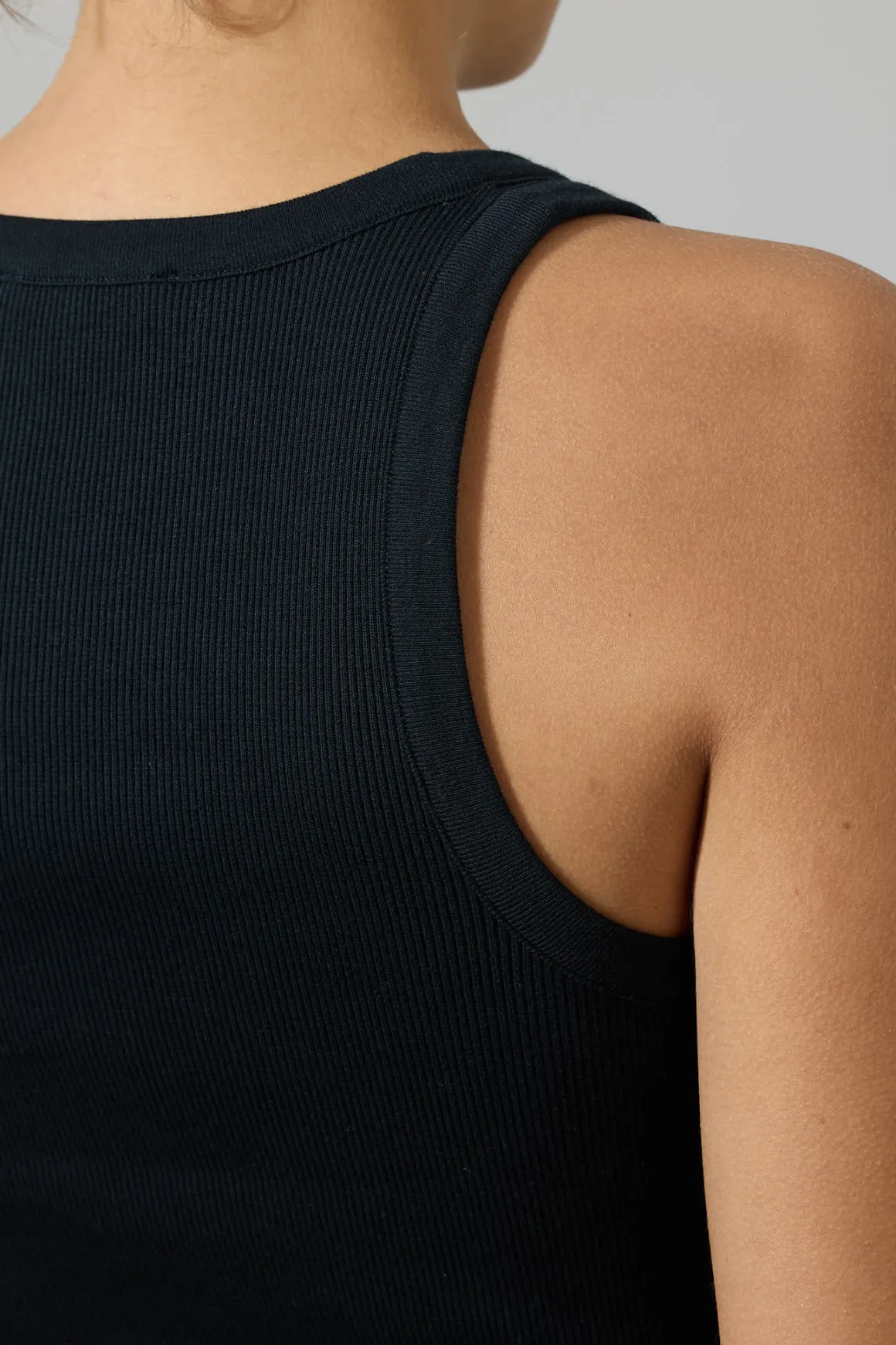 Singlet - Scoop NK Tank Black