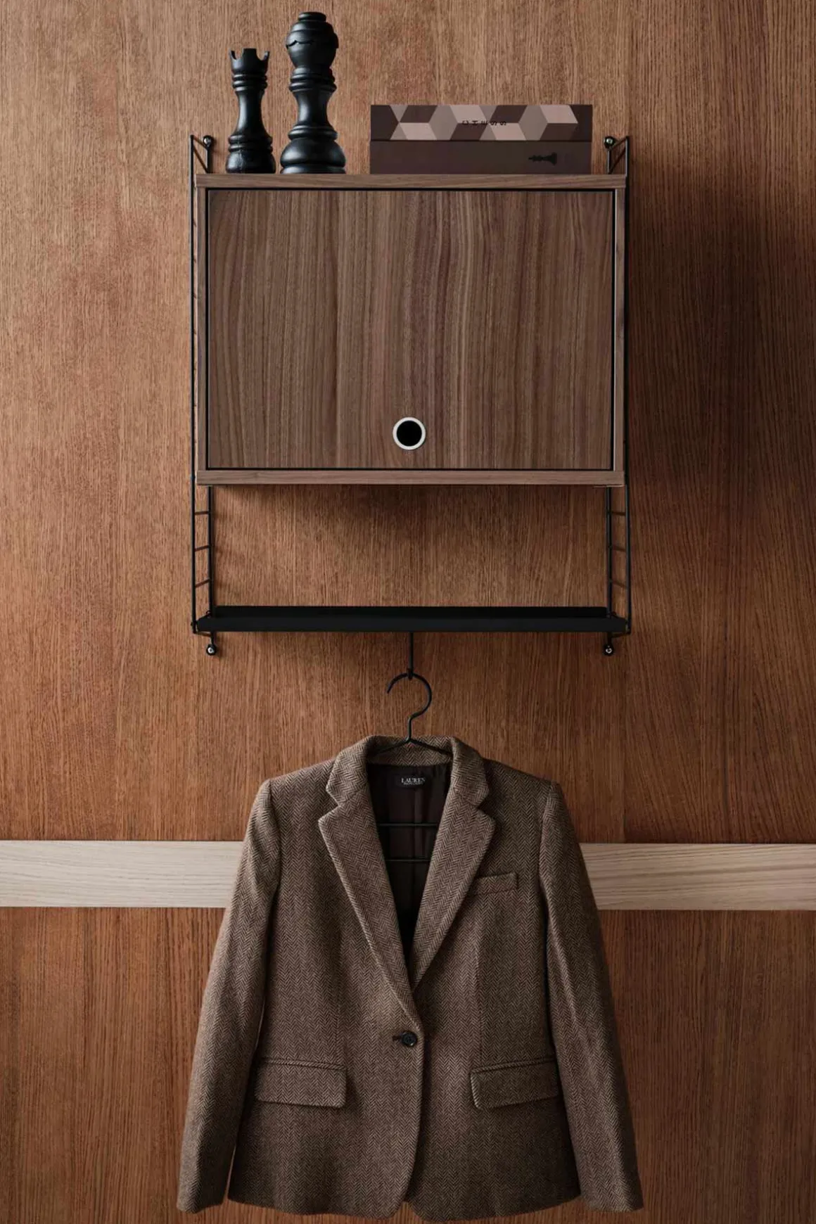 Skap - Vippedør 58x30x42 Valnøtt