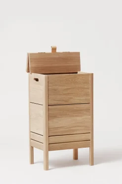 Skittentøyskurv - A Line Laundry Box Hvitoljet Eik