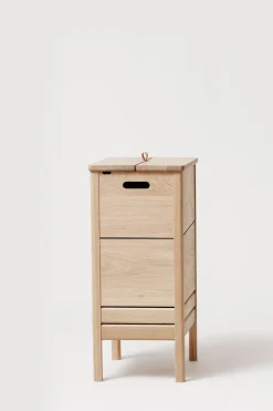 Skittentøyskurv - A Line Laundry Box Hvitoljet Eik