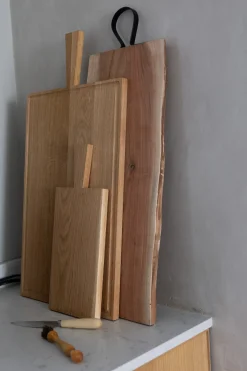 Skjærebrett - m/Saftrille 34x54cm Oljet eik